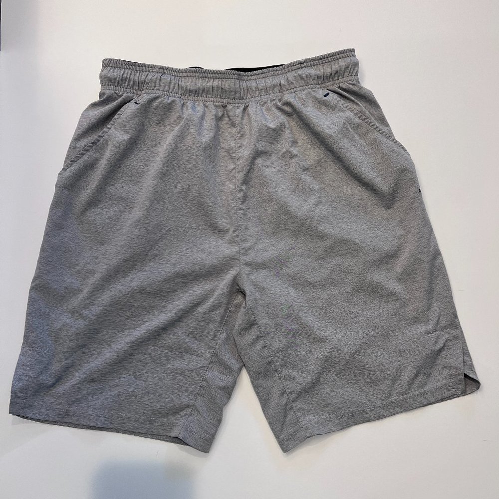 Reebok Men's Grey Short Shorts
